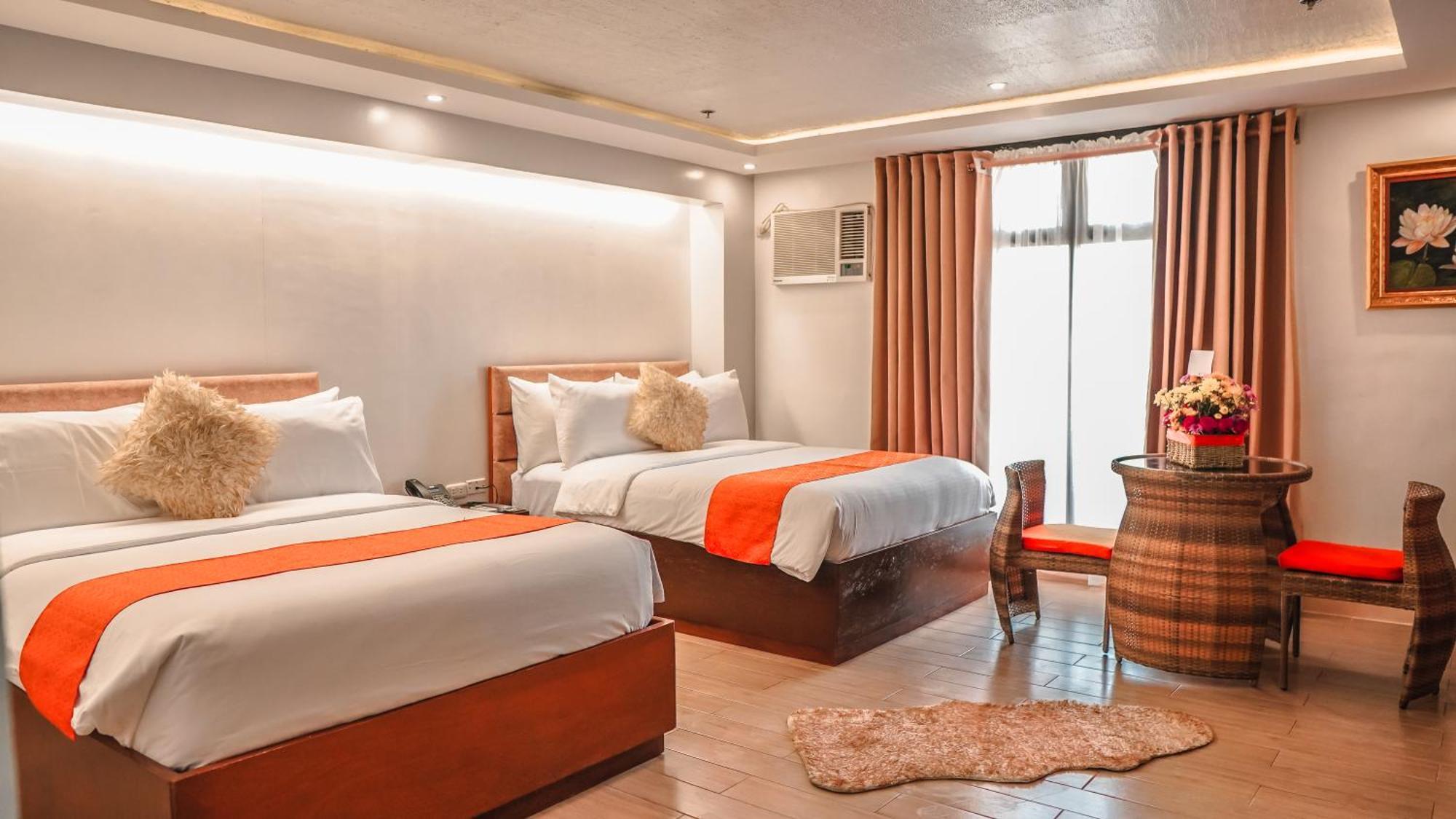 Aya Hotel & Residences Clarin  ภายนอก รูปภาพ