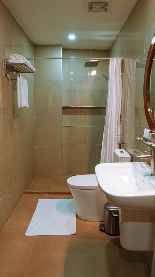 Aya Hotel & Residences Clarin  ภายนอก รูปภาพ